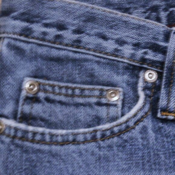 BLUE BAY LADIES JUNIOR SIZE 9 STRAIGHT LEG JEANS,  32" Waist,  31" Inseam,  9" R - Picture 4 of 6